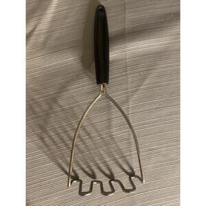 VINTAGE 10.5" STAINLESS STEEL POTATO MASHER BLACK PLASTIC HANDLE